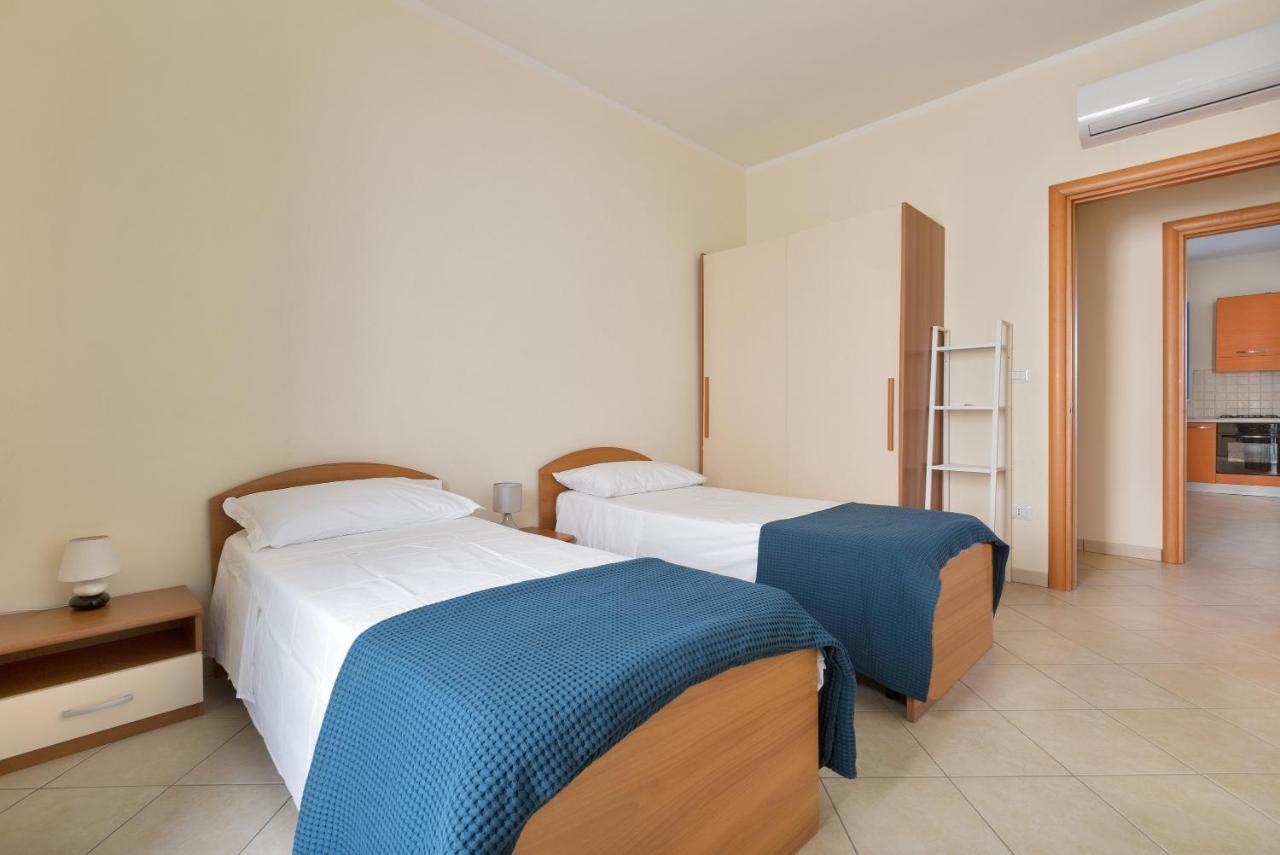 L'Attico Di Apartment ลิโด มารีนี ภายนอก รูปภาพ
